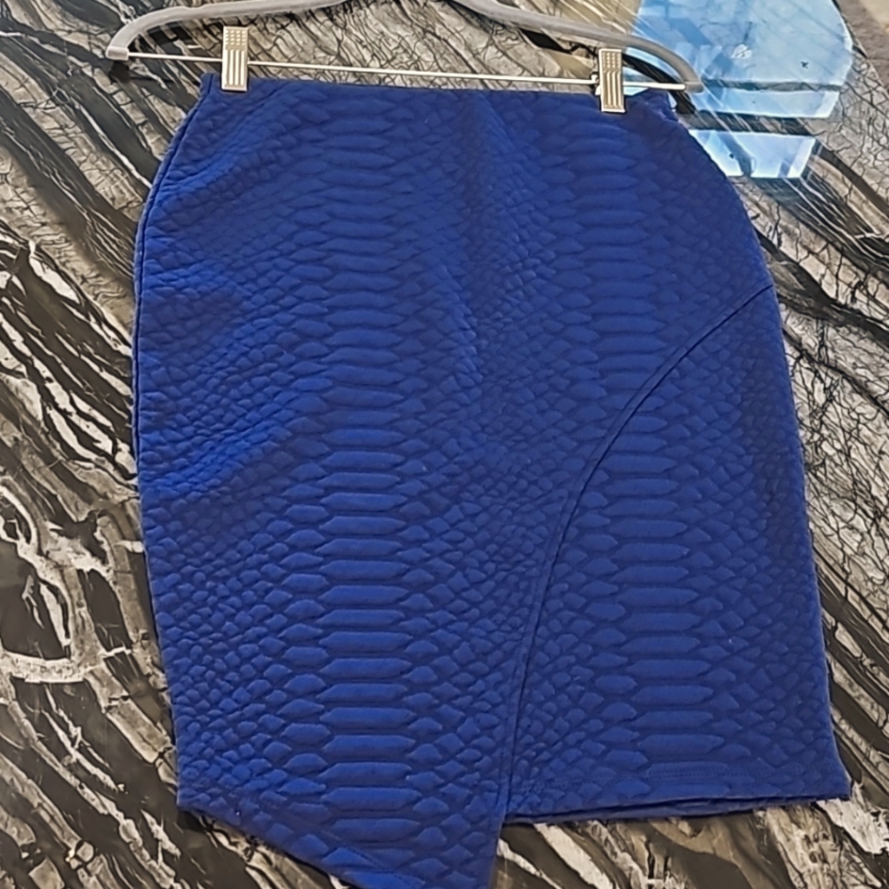 MATERIAL GIRL WITH FRONT ASYMMETRICAL DESIGN